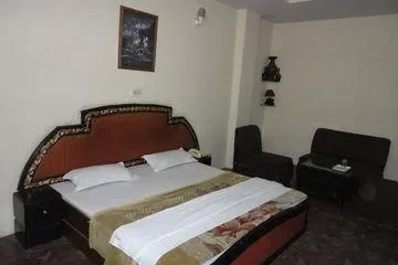 Hotel Astoria New Delhi