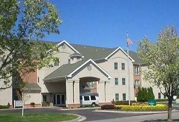 Homewood Suites by Hilton Kansas City Airport