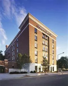 Hampton Inn & Suites Knoxville - Downtown