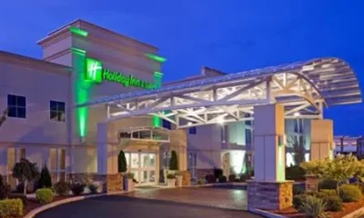 Holiday Inn Hotel & Suites Marketplace