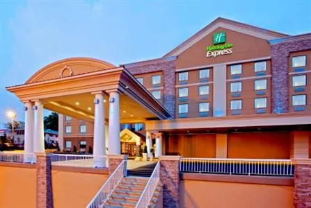 Holiday Inn Express North Bergen - Lincoln Tunnel