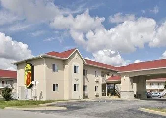 Super 8 Motel Indianapolis / NE / Castleton Area