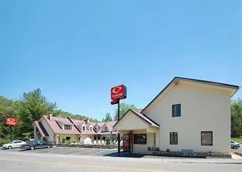 Econo Lodge Inn & Suites Gatlinburg