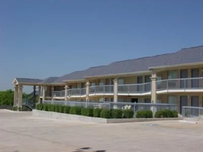 Executive Inn & Suites New Braunfels