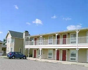 Victorian Inn & Suites