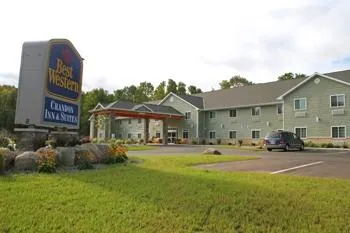 Best Western Inn & Suites Crandon