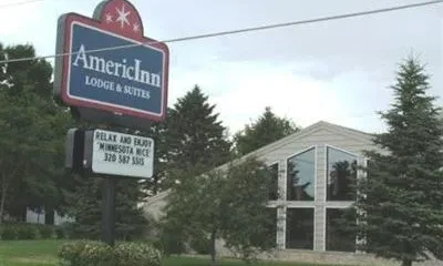 AmericInn Lodge & Suites Hutchinson