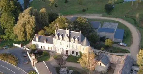 Domaine de Presle Hotel Distre