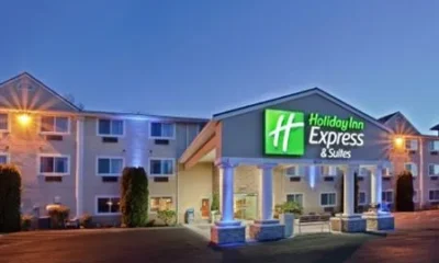 Holiday Inn Express Hotel & Suites Burlington