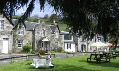 Loch Tummel Inn