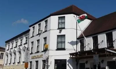 Castle Hotel Neath