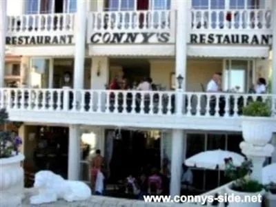 Conny's Hotel