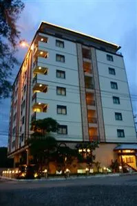 Noble Place Hotel