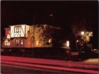 Tudor Lodge Hotel Nottingham