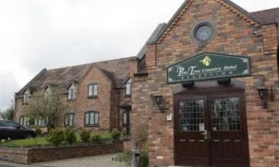 Pear Tree Inn and Country Hotel