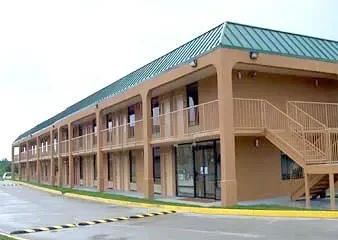 Travelodge Newnan