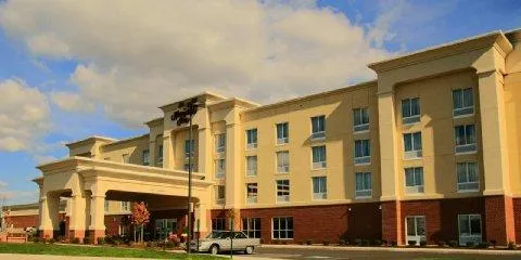 Hampton Inn Syracuse Clay