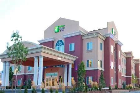 Holiday Inn Express Hotel & Suites Reno