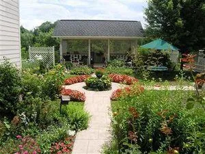 Herren House Bed & Breakfast and Restaurant