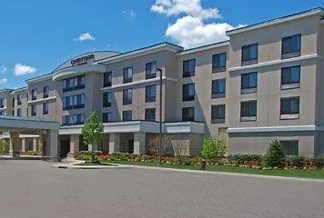 Courtyard by Marriott Republic Airport Long Island/Farmingdale