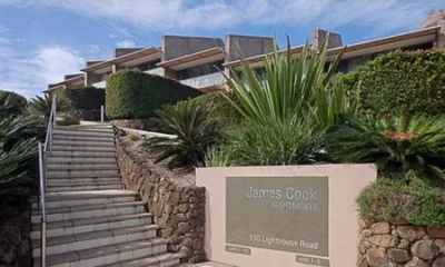 11 James Cook Apartments Byron Bay