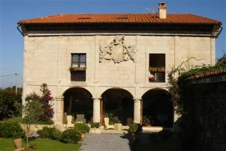 Casona Las Cinco Calderas Hotel Ribamontán al Mar