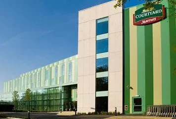 Courtyard by Marriott London Gatwick Airport Hotel