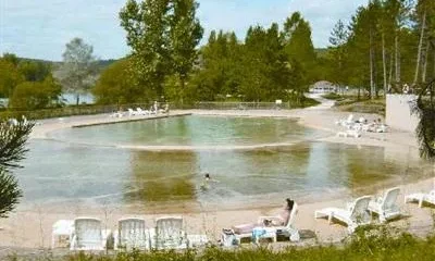 Les Cottages Du Lac Hotel Coly