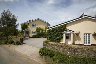 Bryn-y-ddafad Guest House Cowbridge