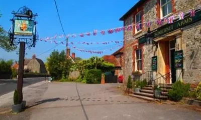 The Somerset Arms Inn Warminster