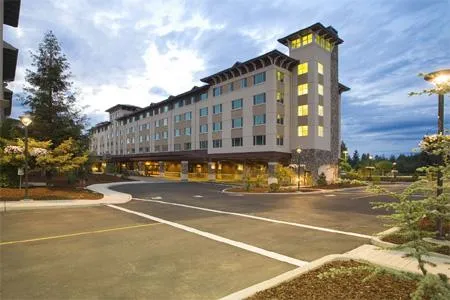 Seven Feathers Hotel & Casino Resort