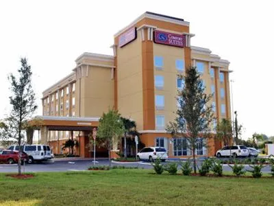 Comfort Suites Orlando Airport