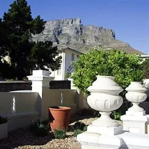 Leeuwenvoet House