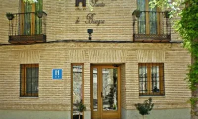 El Hostal Puerta Bisagra