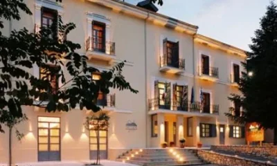 Helmos Hotel