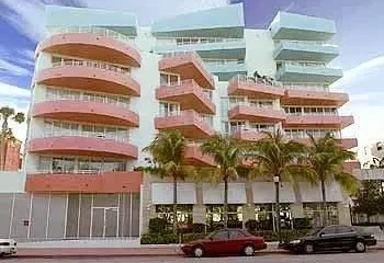 Ocean Place Condominium Miami Beach