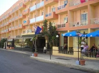 Qawra Inn Hotel