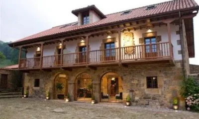 La Casona de LLerana