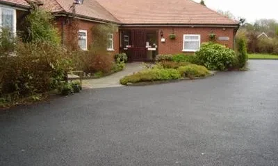 The Brown Leaves Country Hotel Blackburn