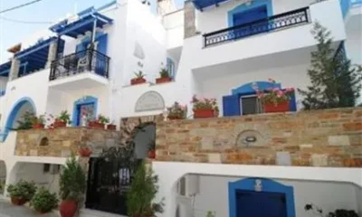 Stratos Studios Hotel Naxos