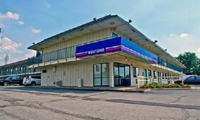 Motel 6 Pittsburgh - Crafton