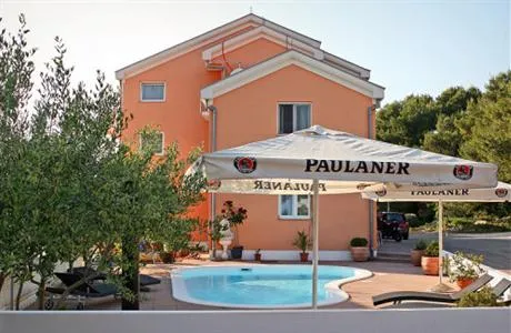 Apartmani Julian