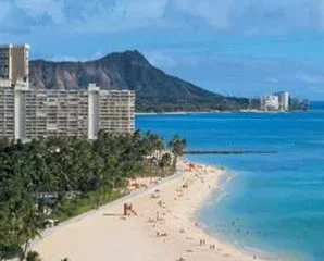 Waikiki Shore