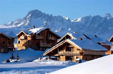 Les Chalets de l'Altiport