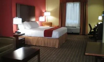 Holiday Inn Express Cleveland