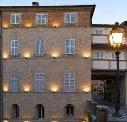 Palazzo Pascali Art Hotel Comunanza