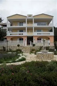 Villa Dolphins Poros