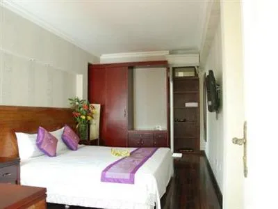 Hanoi Spark Hotel