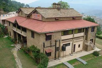 WelcomHeritage Kumaon Hotel Almora