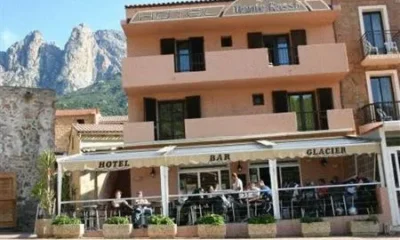 Hotel Monterosso Porto-Ota